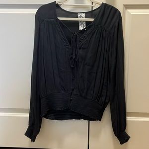 Sadie & Sage Grey Blouse